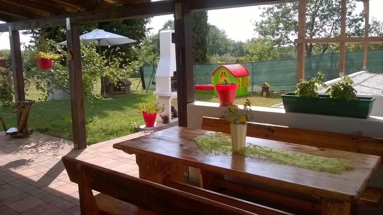 Paco *